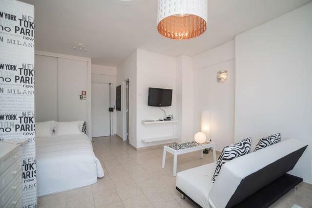 Apartmán In Bed With Lisbon 5E Amadora Exteriér fotografie